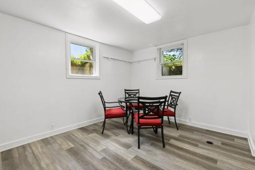 917 Division Street S, Northfield, MN 55057