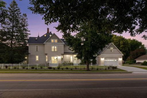 917 Division Street S, Northfield, MN 55057