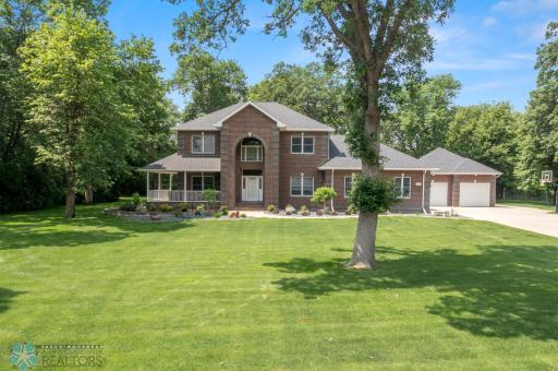 249 Chestnut Drive, Horace, ND 58047