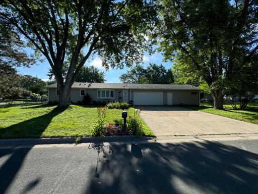 2070 Flint Drive, Saint Paul, MN 55122