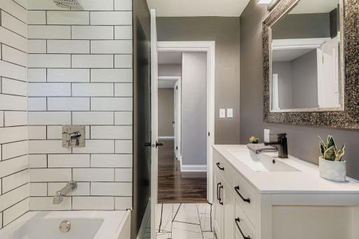 4329 N Penn Ave - MLS Sized - 023 - 20 Primary Bathroom.jpg