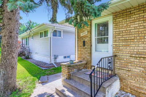 4329 N Penn Ave - MLS Sized - 007 - 04 Exterior Front Entry-Edit.jpg