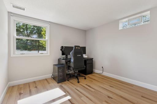 3981 Zealand Avenue N, Minneapolis, MN 55427