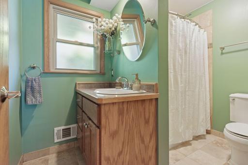 3981 Zealand Avenue N, Minneapolis, MN 55427