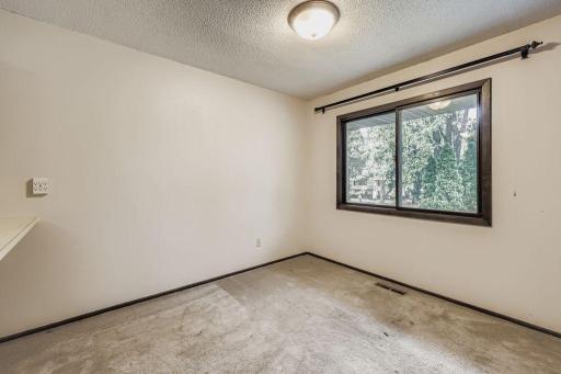 3643 Granada Place N, Saint Paul, MN 55128