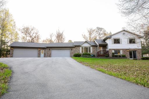 2120 Grotte Avenue NE, Bemidji, MN 56601