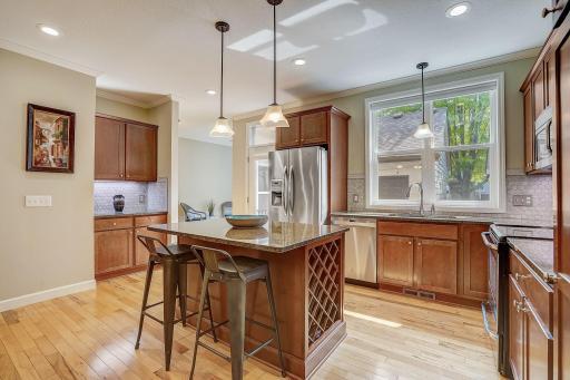 48 E 125th Street, Burnsville, MN 55337