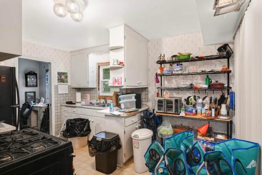 10540 Drew Avenue S, Minneapolis, MN 55431