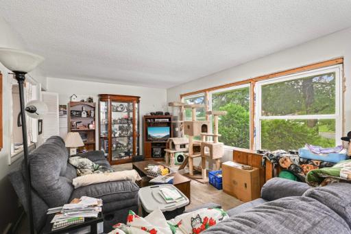 10540 Drew Avenue S, Minneapolis, MN 55431
