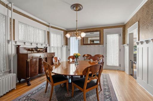 884 Lincoln Avenue, Saint Paul, MN 55105