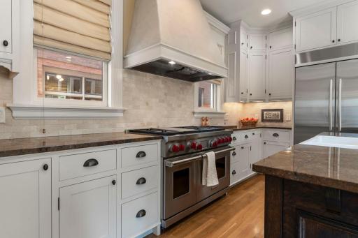 884 Lincoln Avenue, Saint Paul, MN 55105