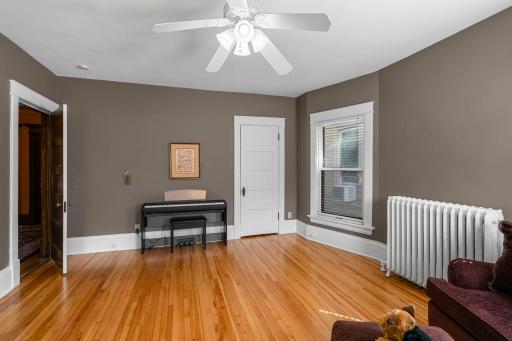 884 Lincoln Avenue, Saint Paul, MN 55105