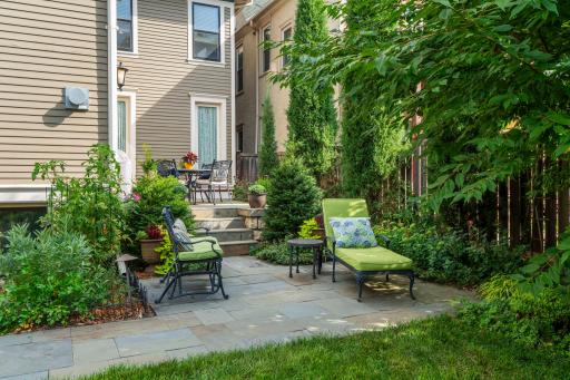 884 Lincoln Avenue, Saint Paul, MN 55105