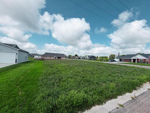 2990 Saint Paul Road, Owatonna, MN 55060