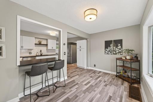 120 20th Avenue N, Hopkins, MN 55343