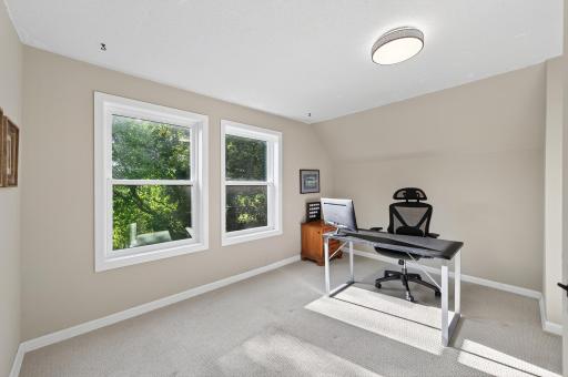 120 20th Avenue N, Hopkins, MN 55343