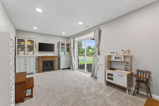909 E Orchard Street, Belle Plaine, MN 56011