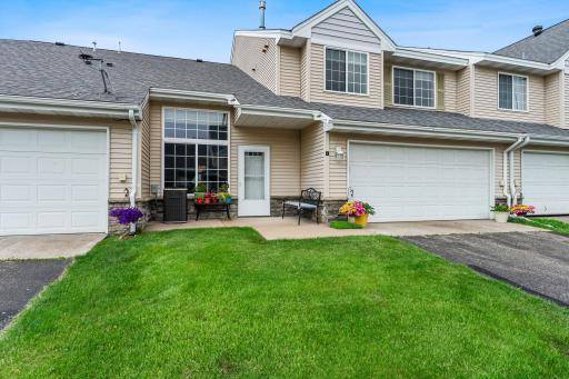 Convenient location and almost 1400 sq ft of space. This 2 bedroom home has a lot to offer.