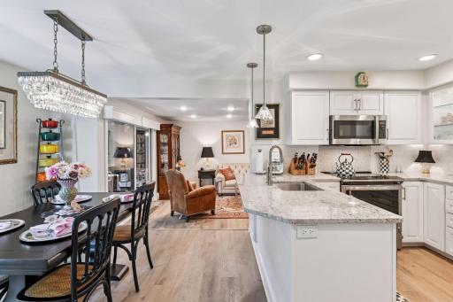 6115 Lincoln Drive, 249, Minneapolis, MN 55436