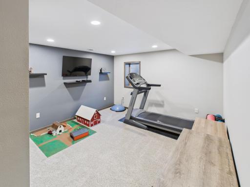 111 9th Street SE, Freeport, MN 56331