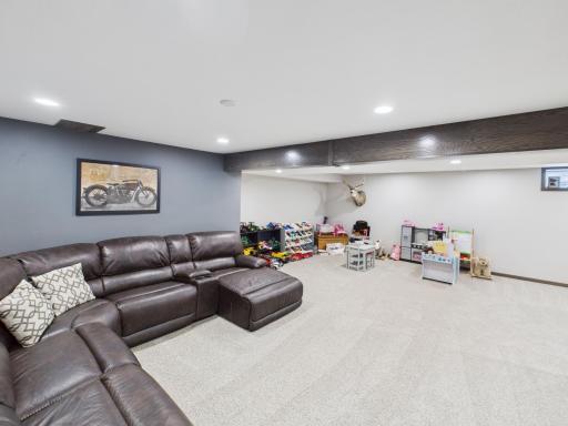111 9th Street SE, Freeport, MN 56331