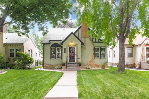5223 15th Avenue S, Minneapolis, MN 55417