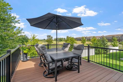 8280 Oakview Court N, Maple Grove, MN 55369
