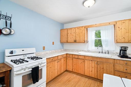 5749 Highway 53, Saginaw, MN 55779