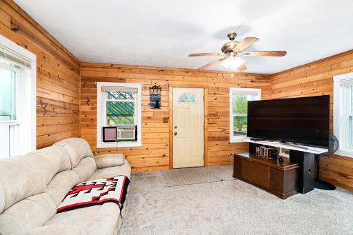 5749 Highway 53, Saginaw, MN 55779
