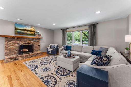 6254 Larch Lane N, Maple Grove, MN 55369