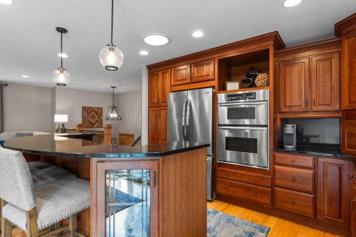6254 Larch Lane N, Maple Grove, MN 55369