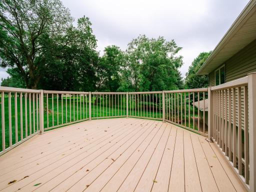 The deck is the ideal setting for morning coffee, gatherings or quiet evenings.