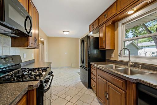 5819 Aquila Avenue N, Minneapolis, MN 55428
