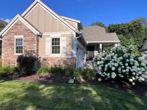 1328 Riverside Lane, Mendota Heights, MN 55118