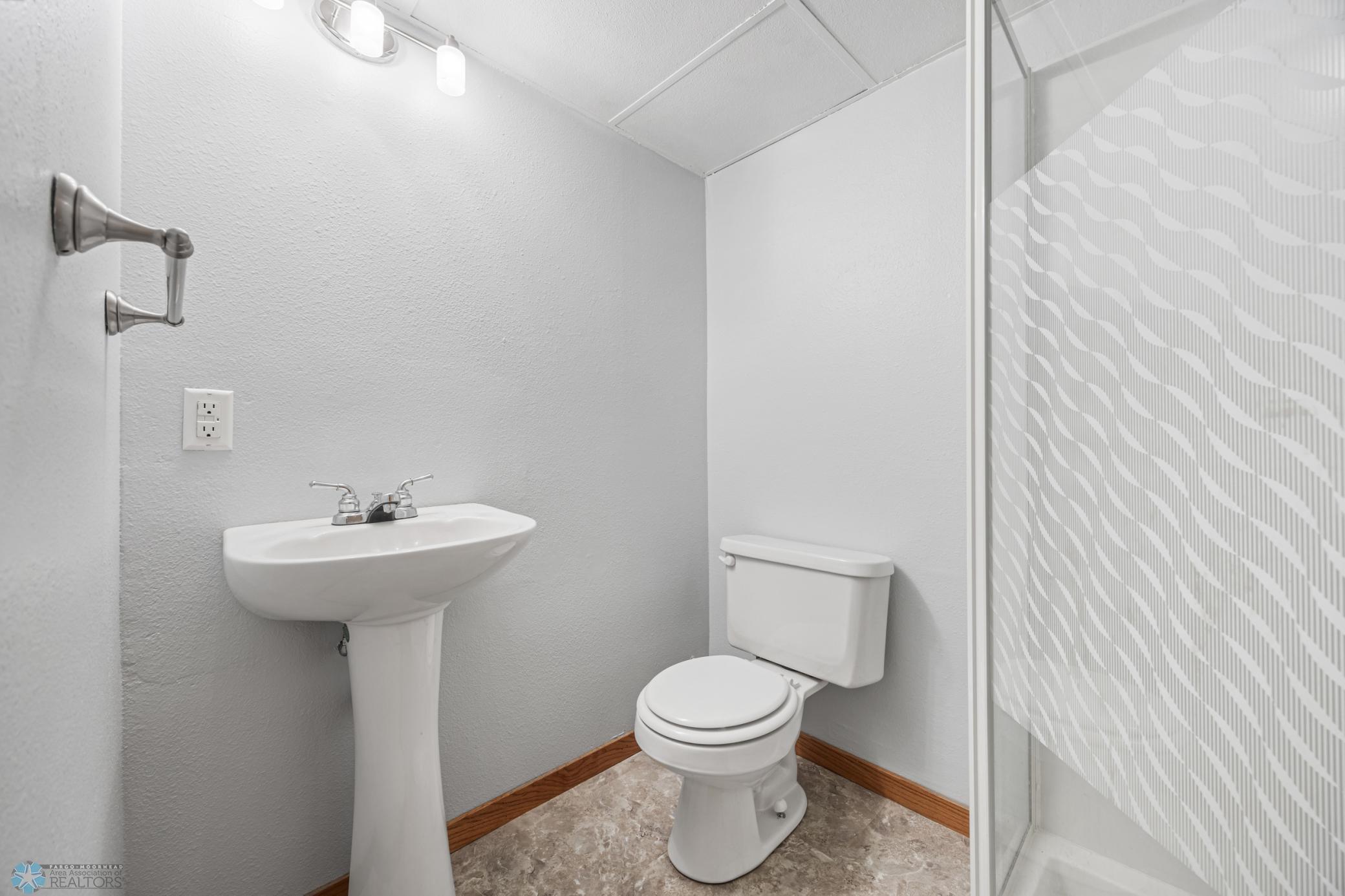 3/4 Bathroom