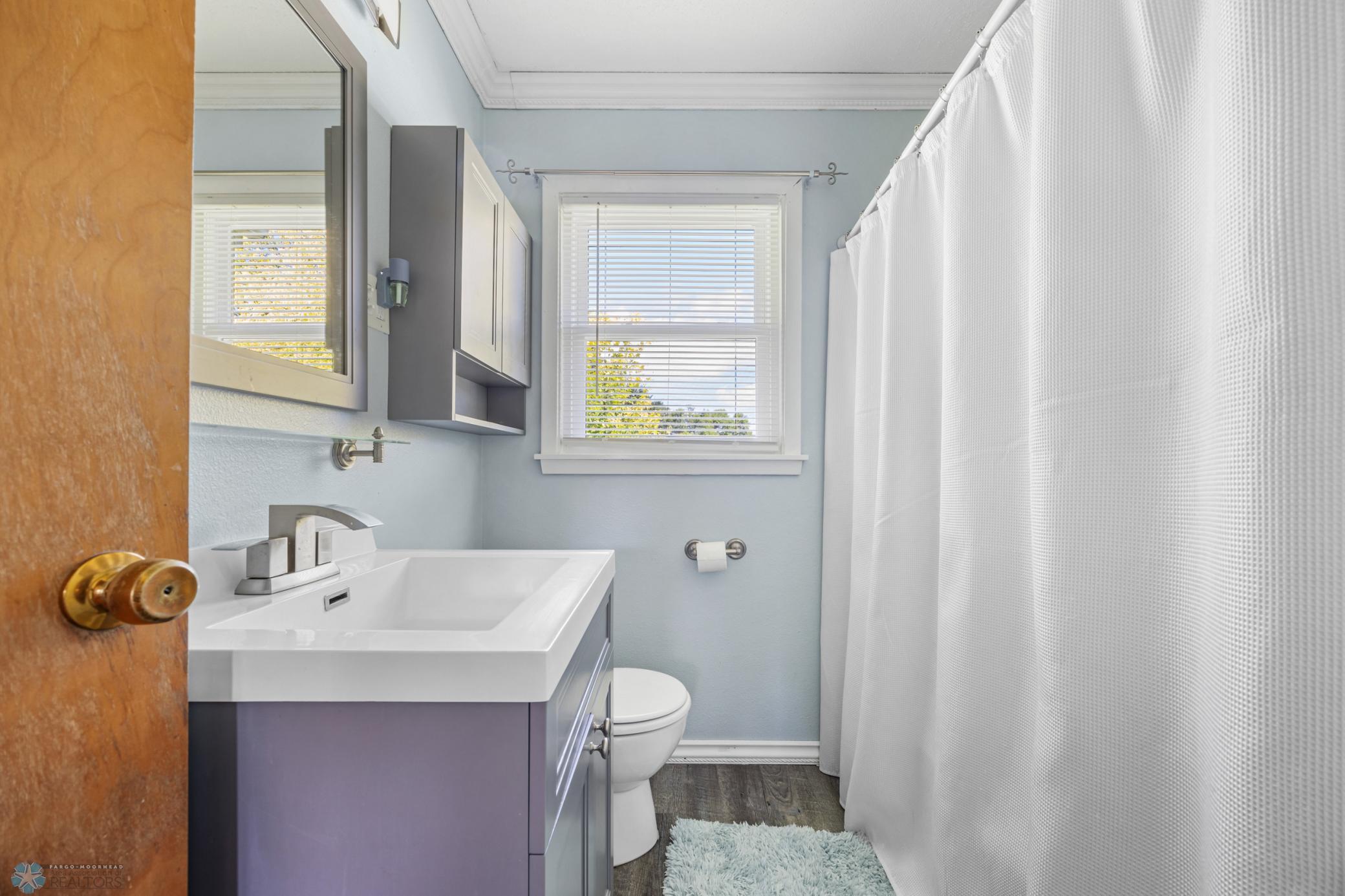 Main Floor Full Bathroom