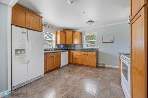 1615 13th Street S, Moorhead, MN 56560