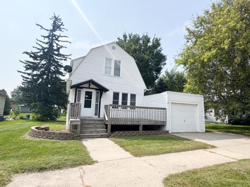 319 8th Street, Brewster, MN 56119