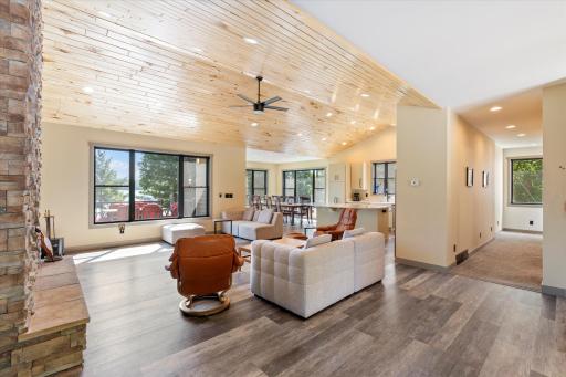 4238 Thunder Lake Lodge Drive NE, Remer, MN 56672