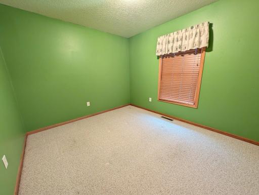 1626 Keystone Drive, Albert Lea, MN 56007