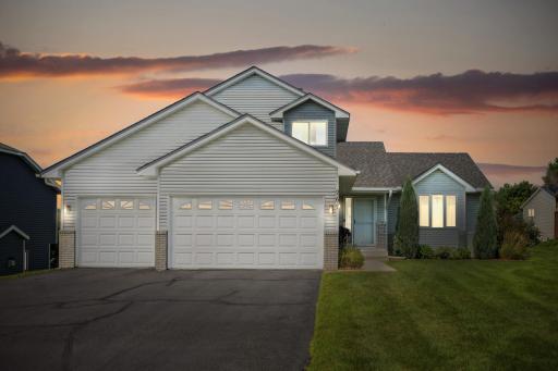 267 Pendryn Hill Court, Woodbury, MN 55125