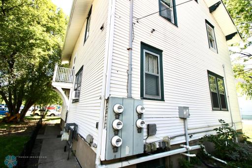 808 7th Street N, Fargo, ND 58102
