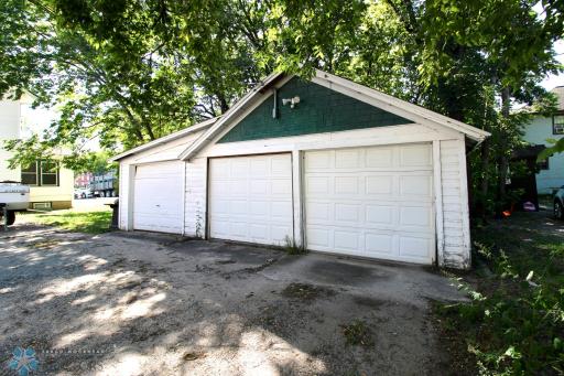 808 7th Street N, Fargo, ND 58102