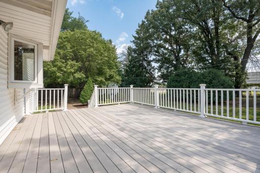1281 Pinewood Drive, Saint Paul, MN 55125