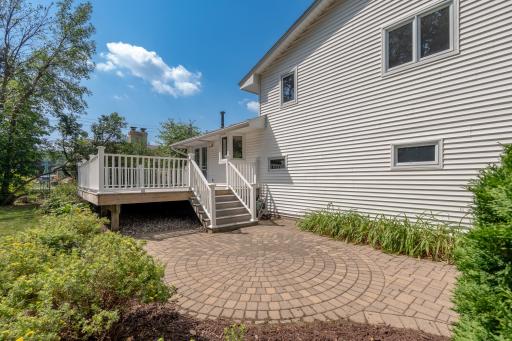1281 Pinewood Drive, Saint Paul, MN 55125