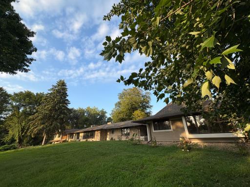 2 Skillman Lane, Saint Paul, MN 55127