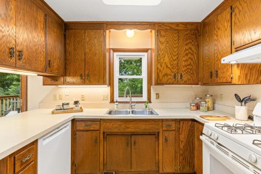 475 Centennial Drive, Saint Paul, MN 55113