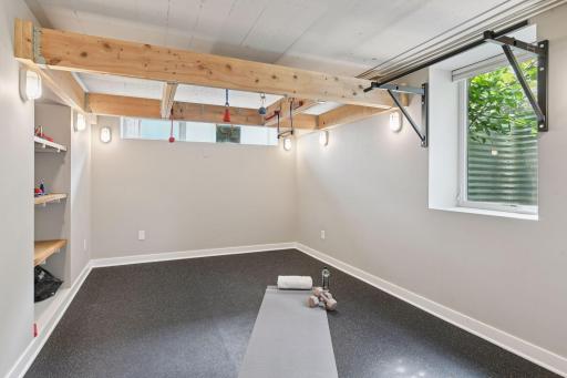3933 Zenith Avenue S, Minneapolis, MN 55410