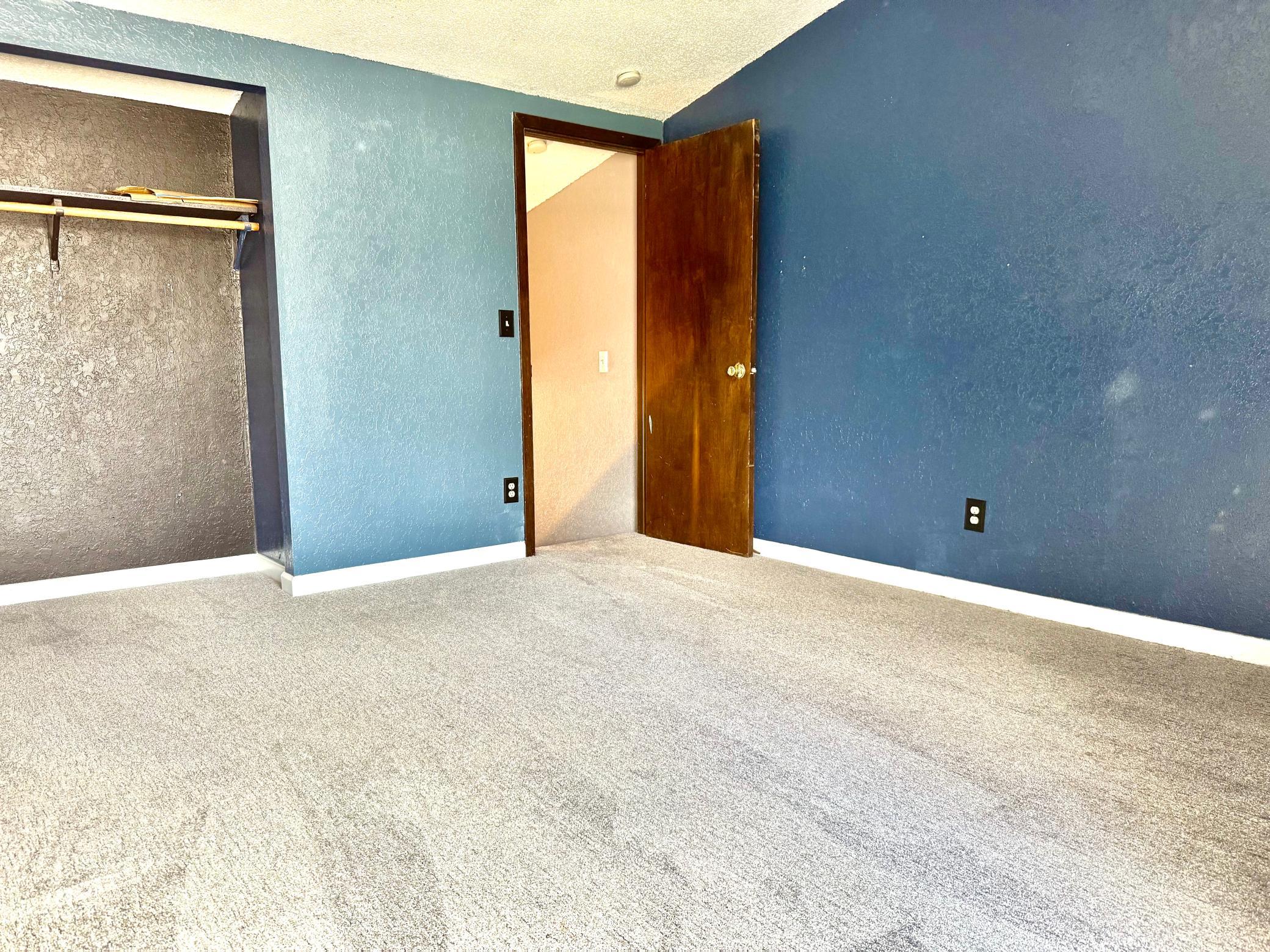 Large upper level bedroom measuring 17x12.