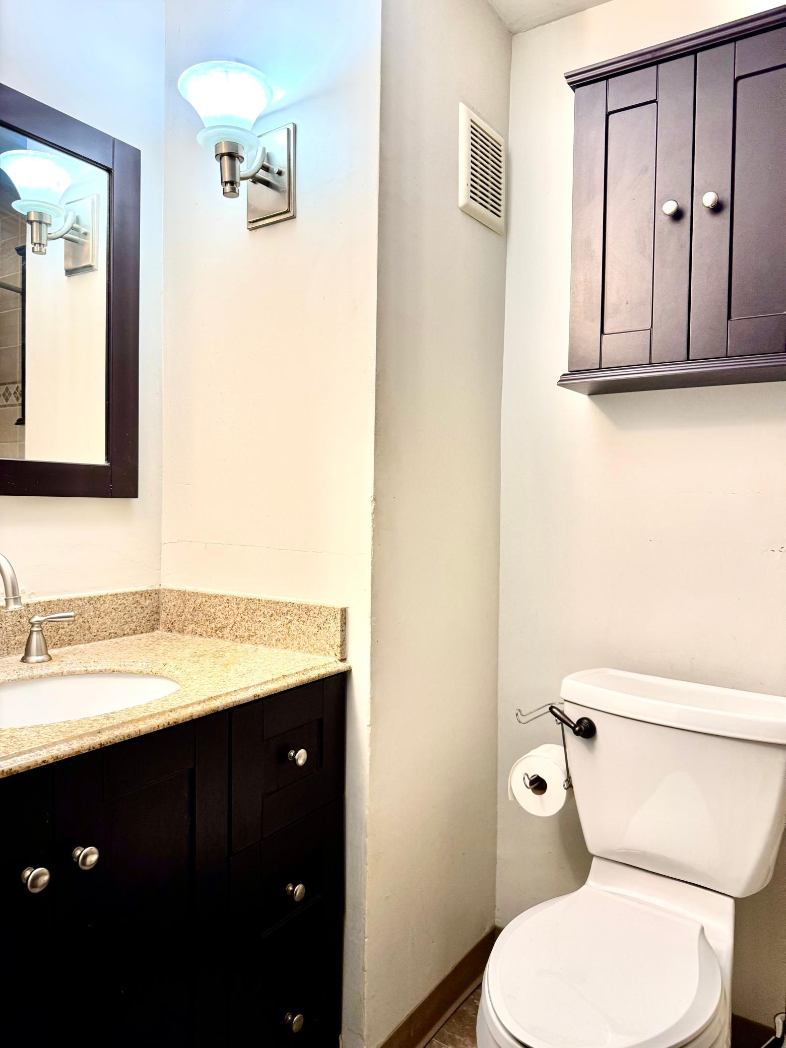 Updated upper level full bath.